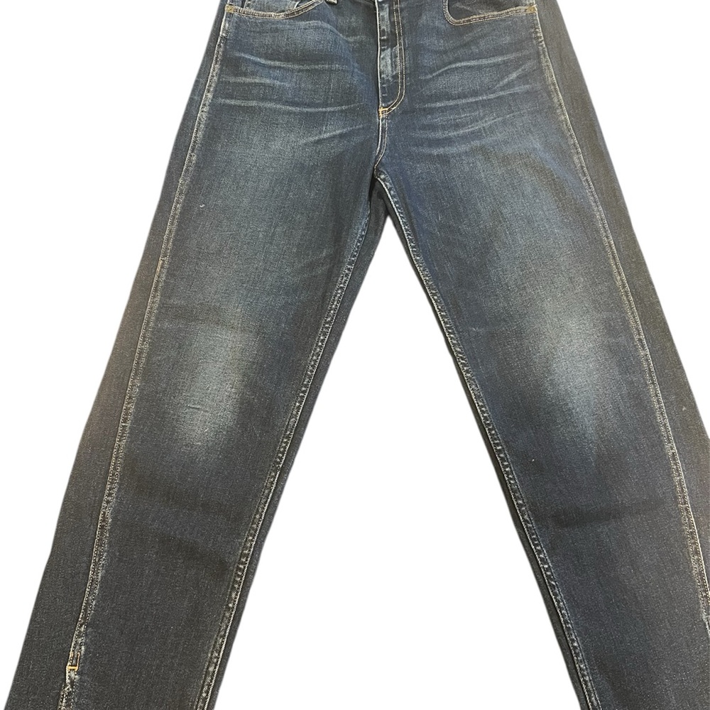 Rag & Bone Women’s Blue Jeans size 32. Excellent condition.
